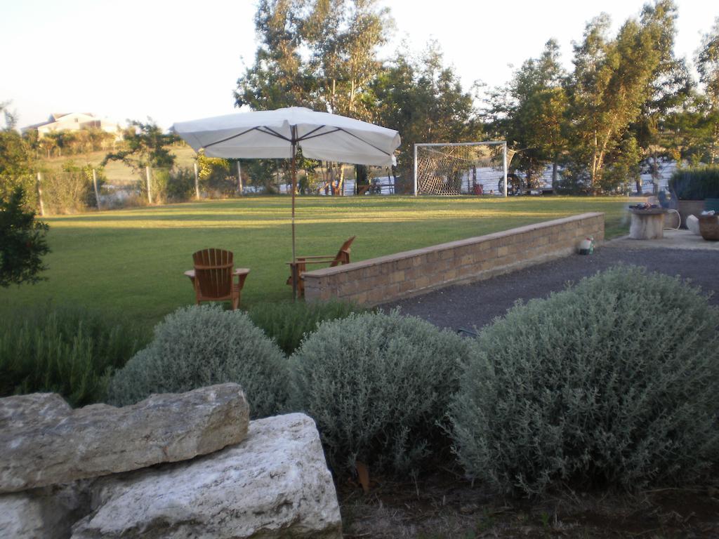 Locanda Degli Etruschi Montalto di Castro Exterior photo